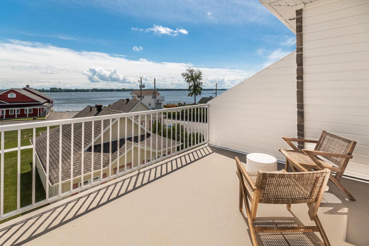 Hotel Le Rosay Venise-en-Québec エクステリア 写真