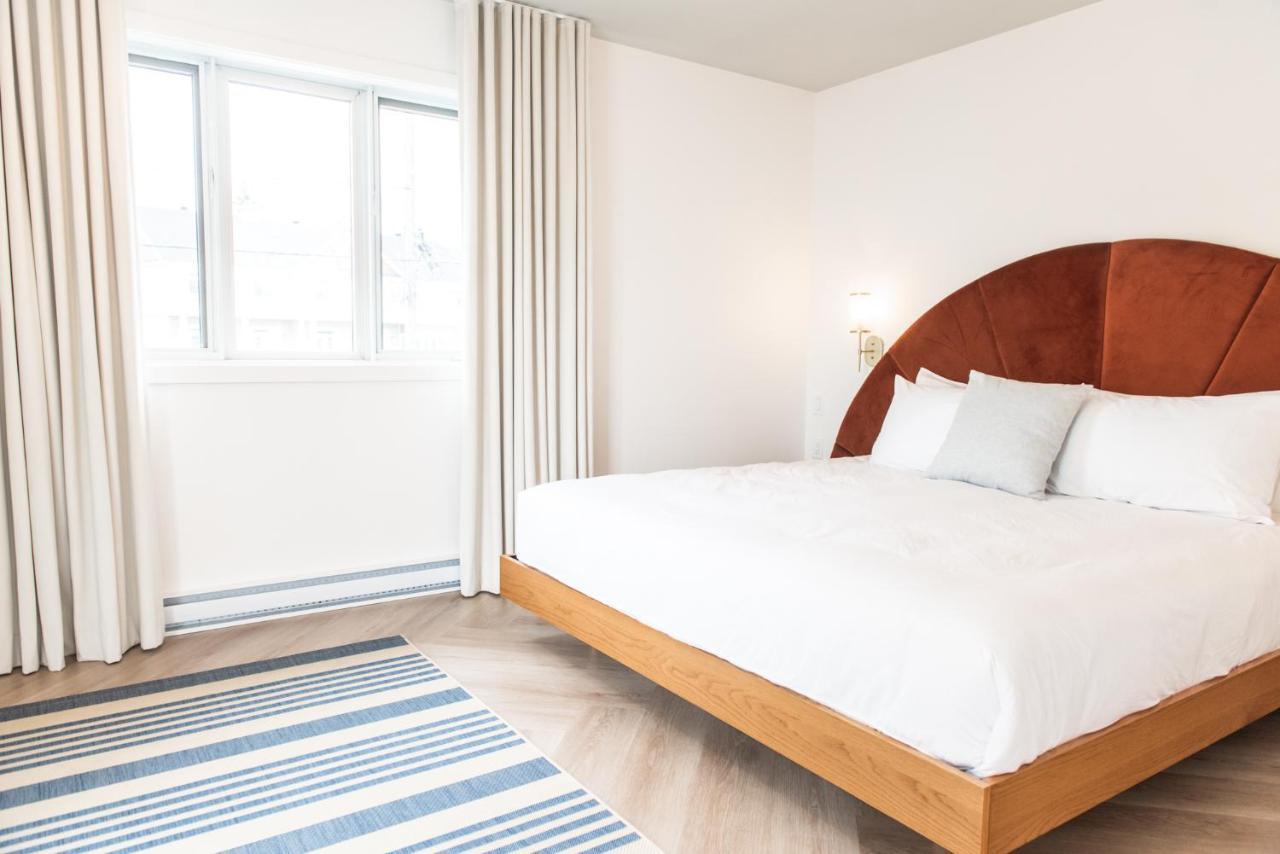 Hotel Le Rosay Venise-en-Québec エクステリア 写真
